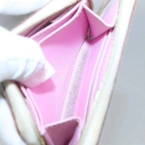 Share LOUIS VUITTON Monogram Multicolor Zippy Coin Purse White - Picture 13 of 16